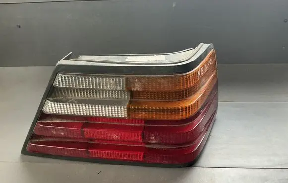 Mercedes-Benz E W124 Rear/tail lights 1248201464