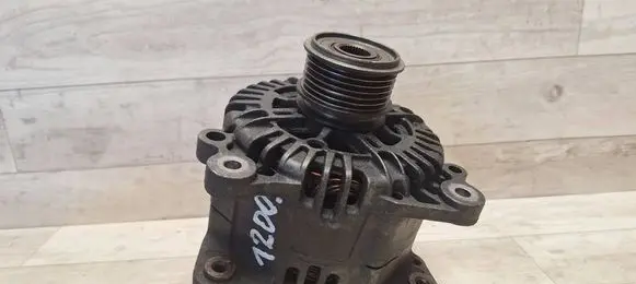 Volkswagen Touran I Generator/alternator 06F903023C 2542695B 404066750