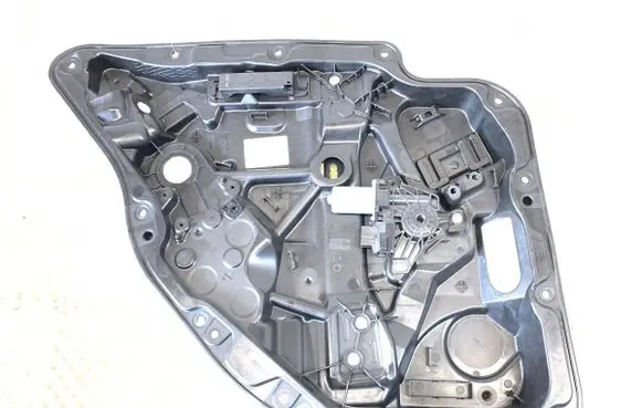 Mercedes-Benz C W205 Rear door window regulator with motor