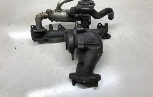 Hyundai Tucson JM Exhaust manifold 44L02