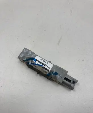 Volvo V70 Airbag deployment crash/impact sensor 9452777 031104 006413