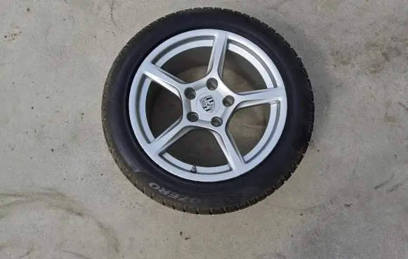 Porsche Boxster 982 R18 alloy rim 982601025N 982601025