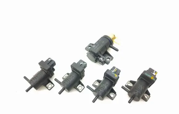Nissan Navara D23 Vacuum valve 149566740R 8200762162