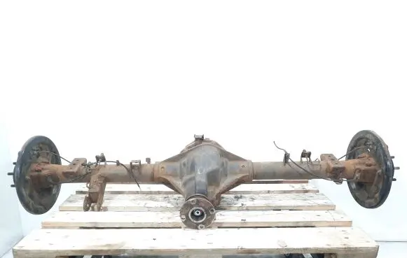 Nissan Navara D40 Rear axle beam with reductor 