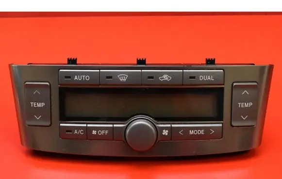 Toyota Avensis Verso Climate control unit 5590005160