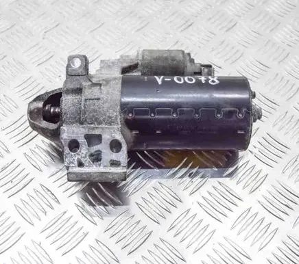 BMW 3 E90 E91 Starter motor 7823700 0001139016