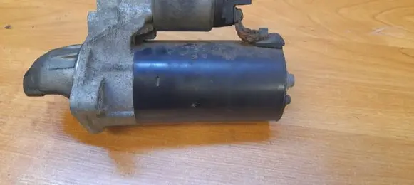 BMW 5 E60 E61 Starter motor 0001115046