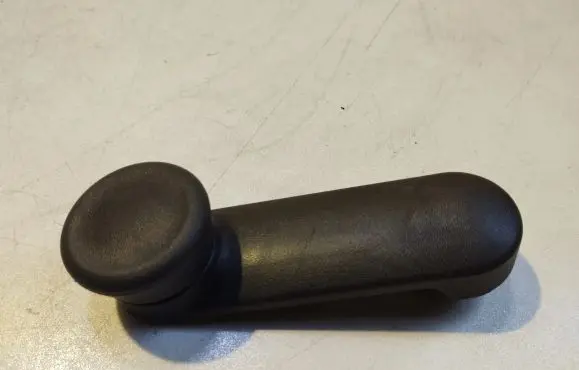Opel Astra H Rear door window winding handle 902471500430