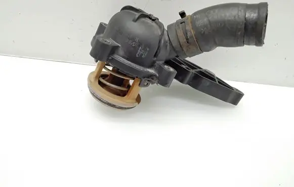 Audi A6 S6 C6 4F Thermostat 06E121111H 06E121445