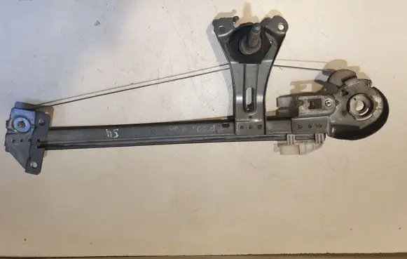 Peugeot 206 Rear door manual window regulator 113803