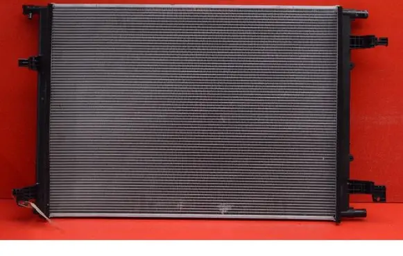 Nissan Qashqai Coolant radiator