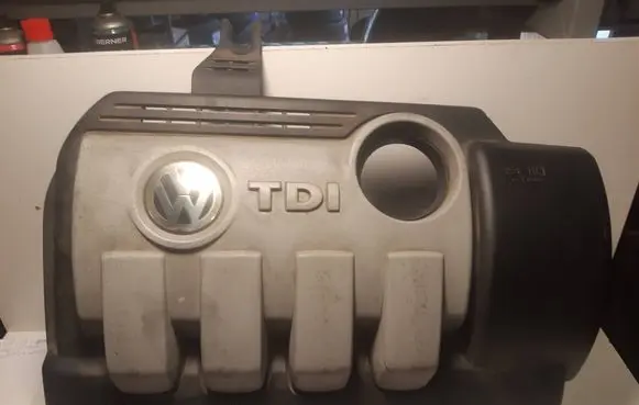 Volkswagen Sharan Engine cover (trim) 7M3103925L