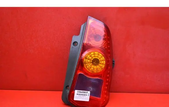 Mitsubishi Space Star Rear/tail lights MR913174