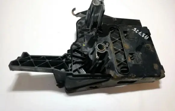 Battery box tray