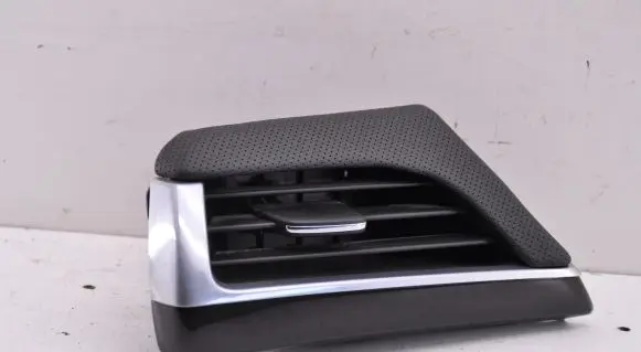 Cadillac CT6 Dashboard air vent grill cover trim 22928958