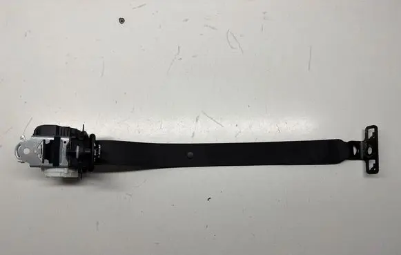 Peugeot 5008 II Rear seatbelt 34198421B 112017183746 9686178