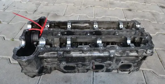 Mercedes-Benz Sprinter W906 Engine head A6420101121