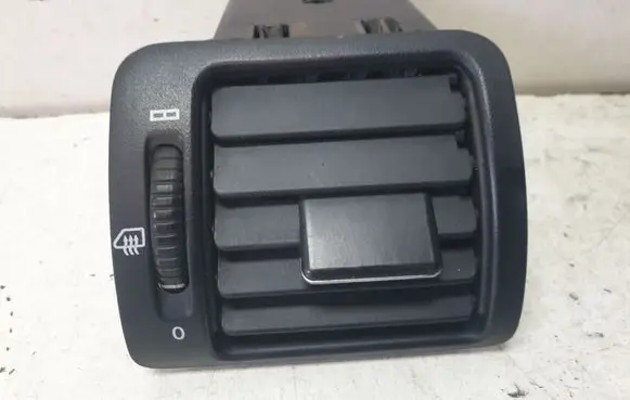 Mercedes-Benz ML W163 Dashboard side air vent grill/cover trim A1638300254
