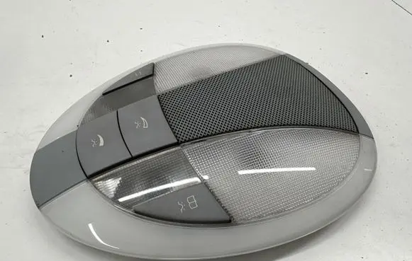 Mercedes-Benz E W211 Rear seat light A2118206601
