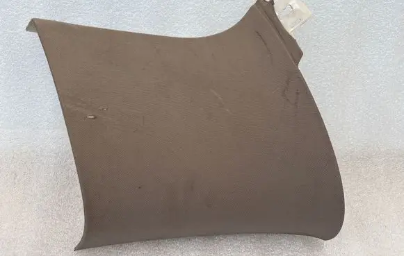 (D)pillar trim (top)