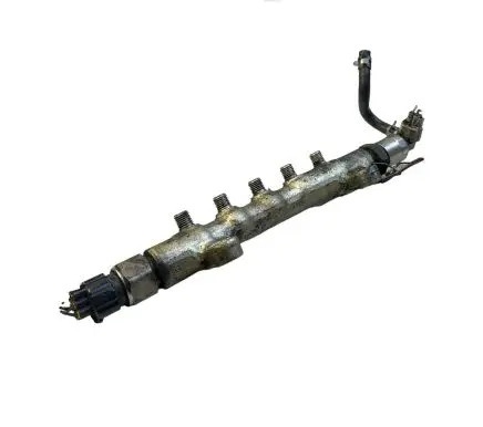 Lexus IS 220D-250-350 Fuel main line pipe