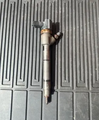 KIA Ceed Fuel injector 0445110256