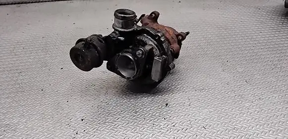 Audi A2 Turbo 045145701
