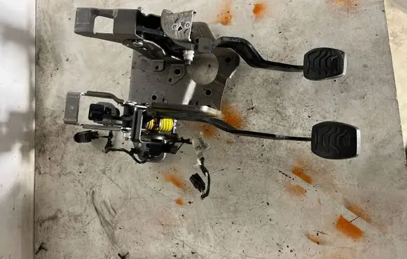 Ford Transit Custom Pedal assembly 