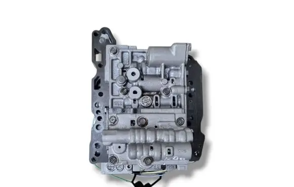 Volvo V70 Transmission gearbox valve body 44140648A 44140644A