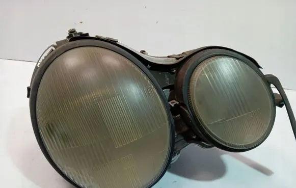 Mercedes-Benz E W210 Headlight/headlamp