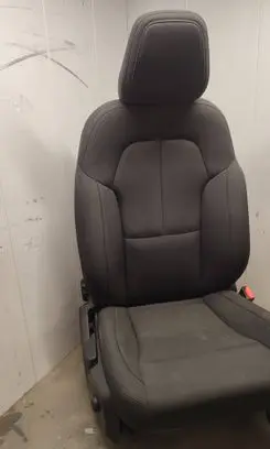 Volvo C40 Front passenger seat 32248273 3861911