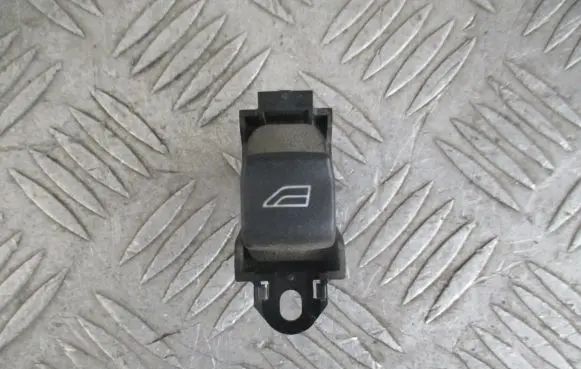 Volvo V50 Electric window control switch