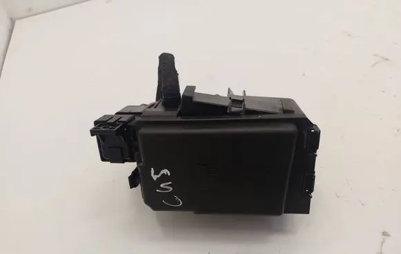 Volkswagen Polo V 6R Fuse box set 6C0941824D