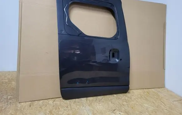Dacia Dokker Side sliding door 820082123581