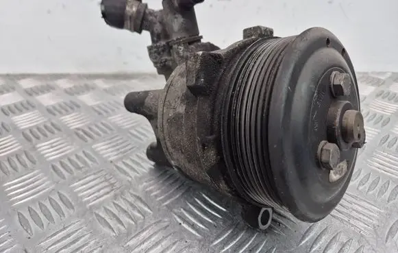BMW 6 F06 Gran coupe Power steering pump 685059003 LH2115341