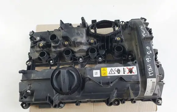Mini Cooper Countryman F60 Rocker cam cover 72390128 ZHM209
