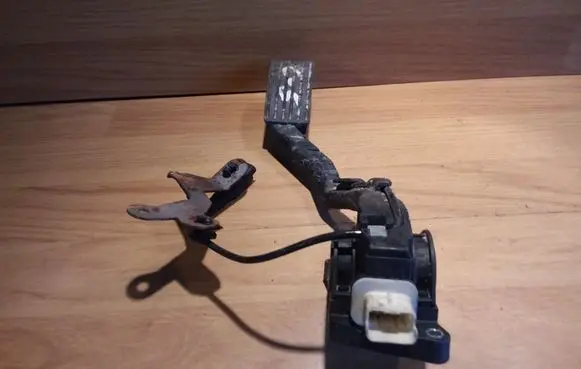 Citroen C5 Accelerator throttle pedal F00C3E2429