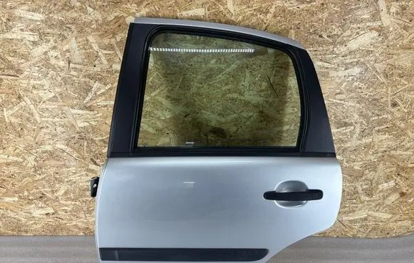 Rear door