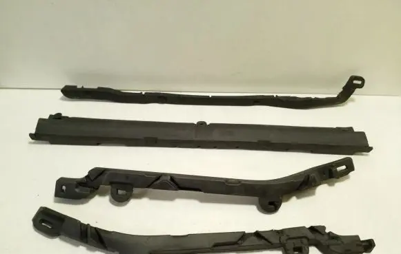 Audi e-tron Front bumper foam support bar 4KE807912A 4KE807914B