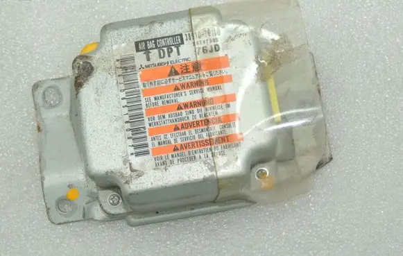 Suzuki Jimny Airbag control unit/module 3891076JD0