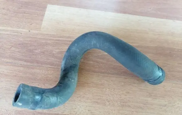 Honda Civic Engine coolant pipe/hose 79725SMJE00