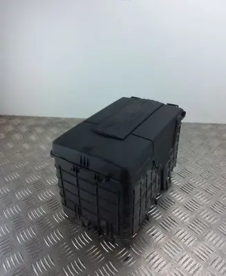 Skoda Superb B6 (3T) Battery box tray 3C0915443A
