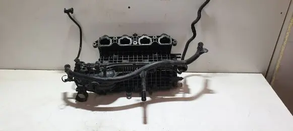 Skoda Fabia Mk3 (NJ) Intake manifold 04E145749B