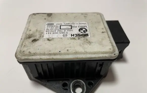BMW 3 E90 E91 Acceleration sensor 6782370