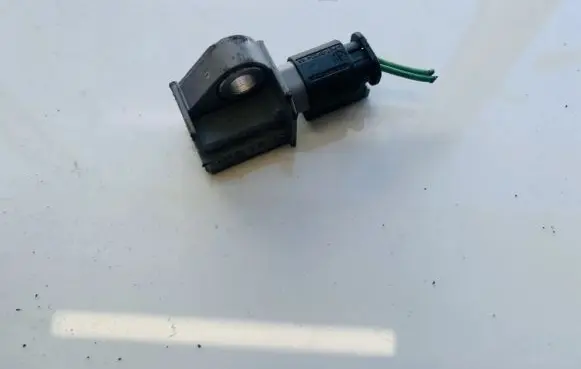 Dodge Journey Airbag deployment crash/impact sensor 04896011AB A2048201985