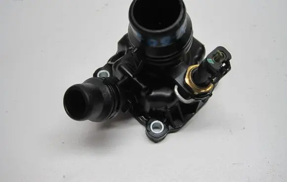 Volvo V60 Thermostat 32263962