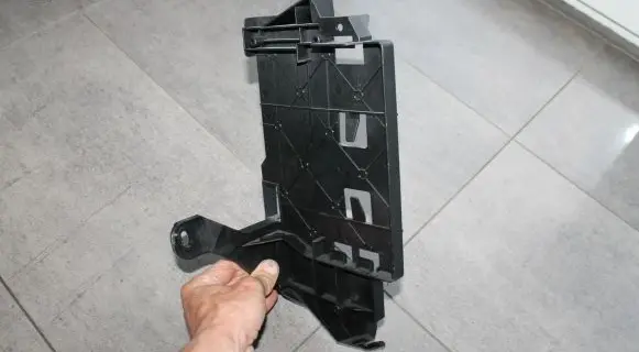 Audi Q5 SQ5 Sound amplifier holder/bracket 8R0035464 BANGOLUFSEN