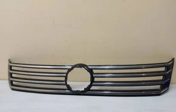 Volkswagen PASSAT B7 USA Front fog light trim/grill 3AA853655