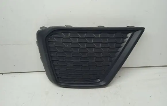 Audi A1 Front bumper lower grill 82A807681F