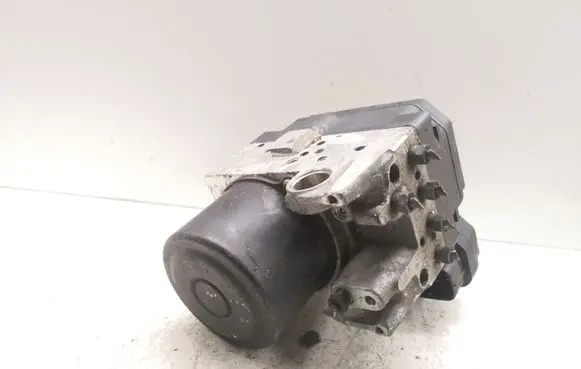 Toyota RAV 4 (XA30) ABS Pump